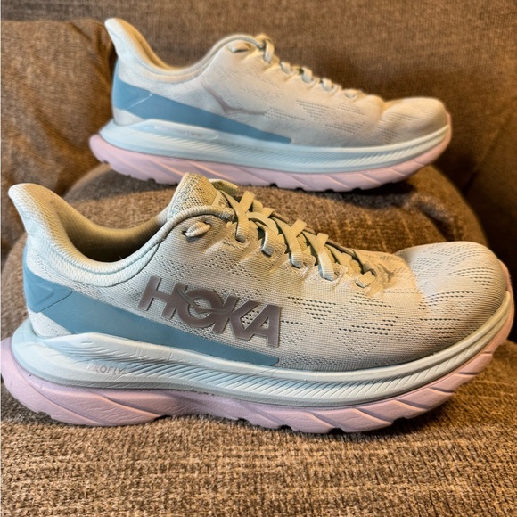 Hoka One One Mach 4 Women's Athletic Shoes - Light Blue and Lavender size 9B - Picture 1 of 5